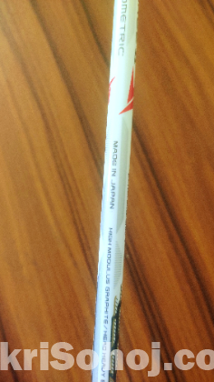 Yonex voltric z force 2