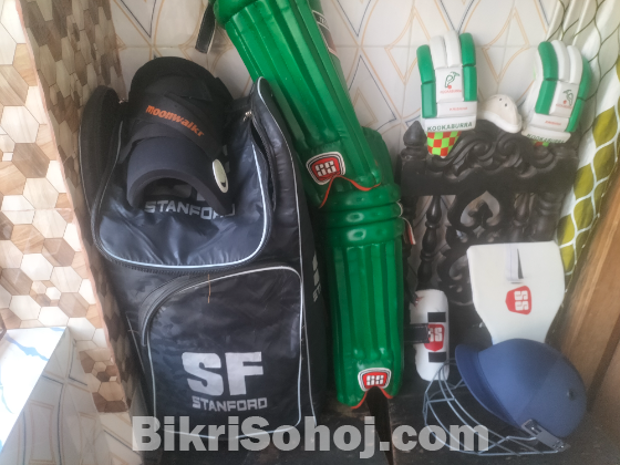 ক্রিকেট কিডস ব্যাট সহ