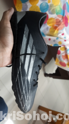 Football turf shoe