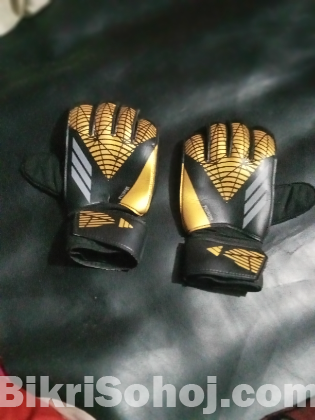 Goalkeeper gloves for sell