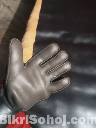 Goalkeeper gloves for sell