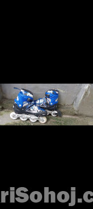 Skating shoes