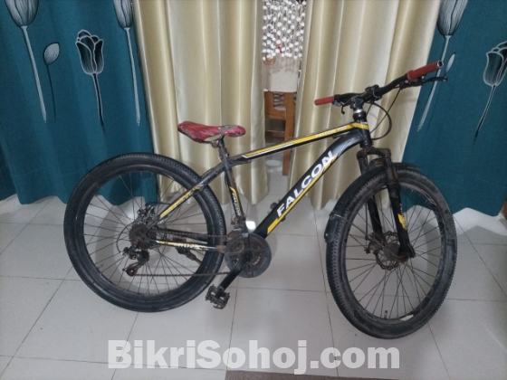 গিয়ার সাইকেল বিক্রি করা হবে।