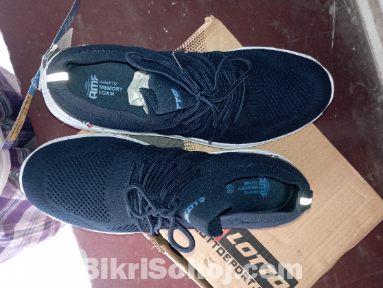 Original Lotto Super Light Running Shoe –