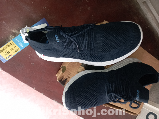 Original Lotto Super Light Running Shoe –