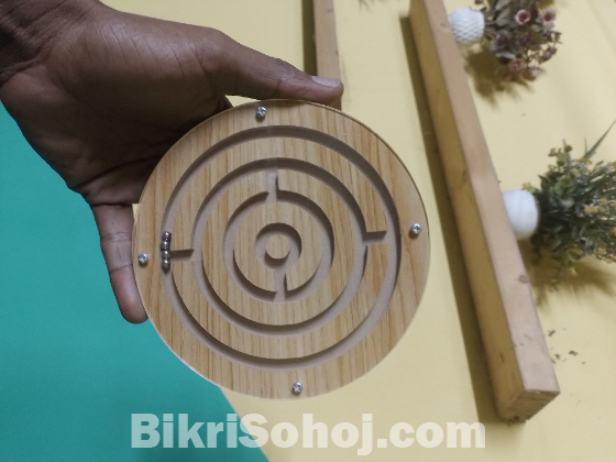 ছয় ইঞ্চি বল ম্যাচ গেম