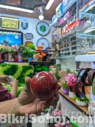 ক্রিকেট সামগ্রী