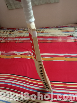 Cricket Tap Bat