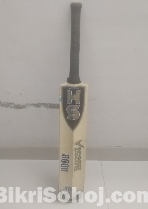 Cricket bat