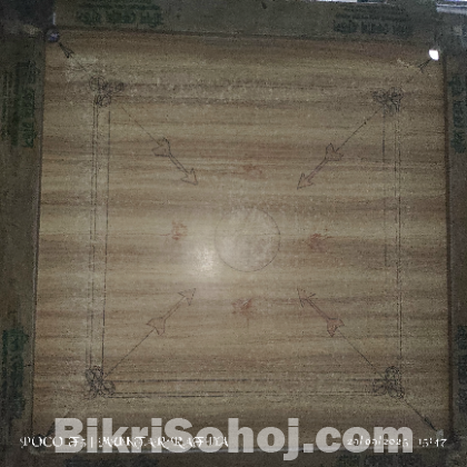 ক্যারাম বোর্ড