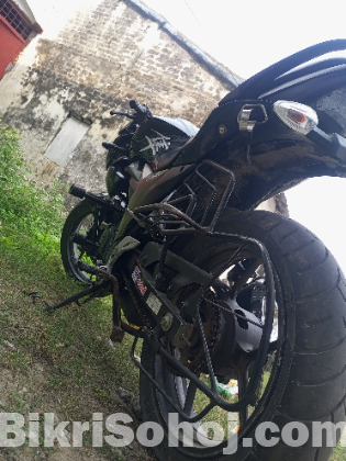 Suzuki Gixxer monotone