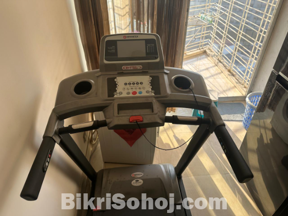 Treadmill (Advantech ADT 2400T7)