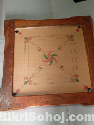 36 Inch carrom board with pieces Guti