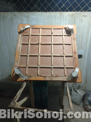 Carrom bord
