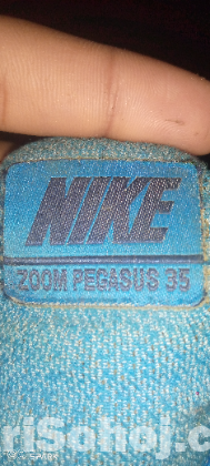 NIKE zoom PEGASUS 35