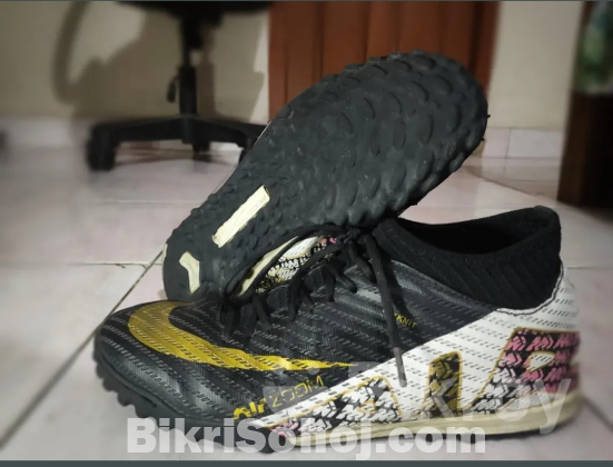 Nike Mercurial Air Zoom Turf Soccer Boots -