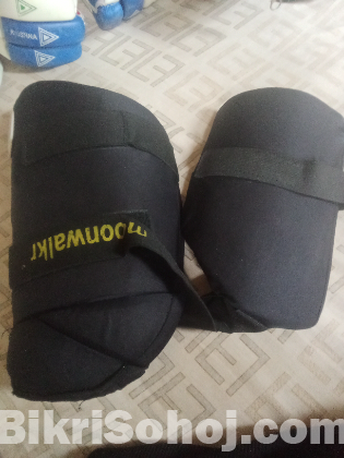 ক্রিকেট ইন্সট্রুমেন্ট