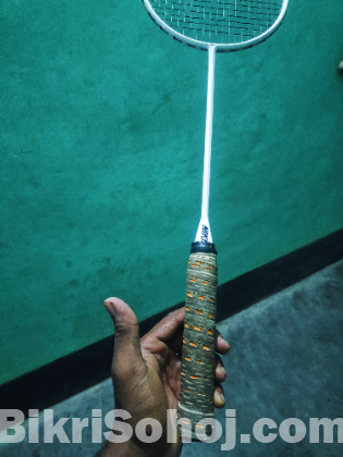 Badminton bat