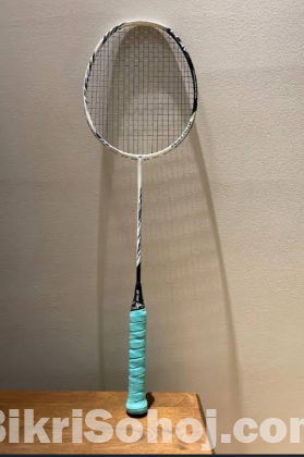 YONEX ASTROX 99 PLAY Badminton racket