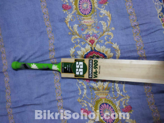 SS VA-900 Kashmir Willow Bat