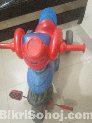 একটি বেবি সাইকেল বিক্রি হবে।