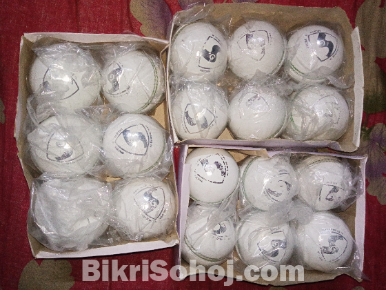 Cricket ball