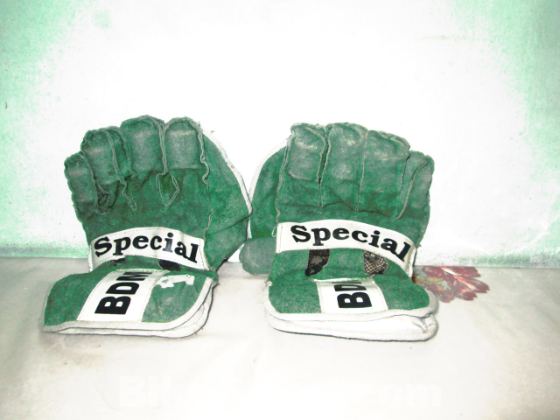 Keeper Gloves