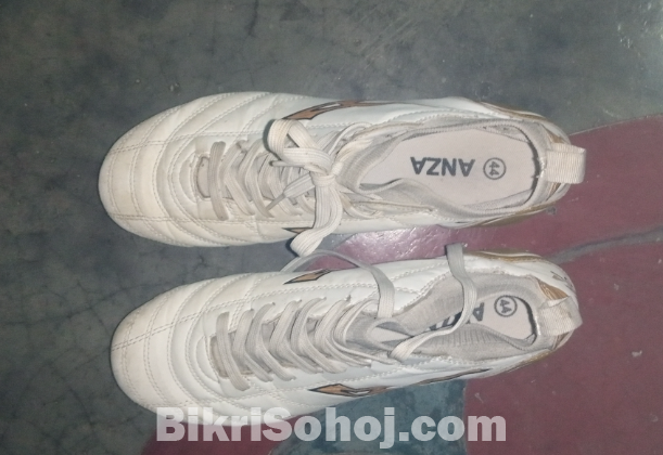 Anza Pro Football boot