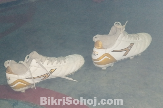 Anza Pro Football boot