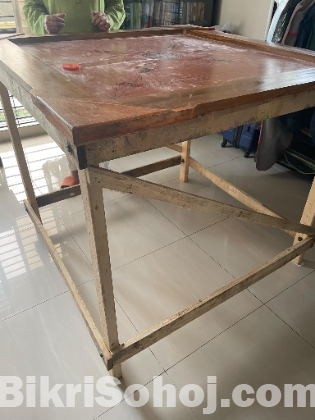 Brand New Caram Board With Stand