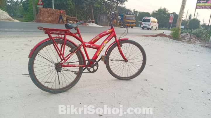 একটি সাইকেল বিক্রয় হবে