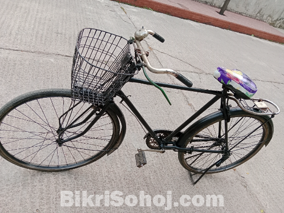 হিরো সাইকেল বিক্রি করবো