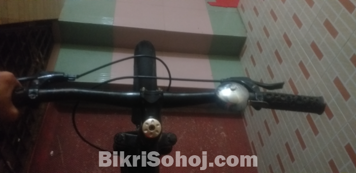 Hydrolic bicycle