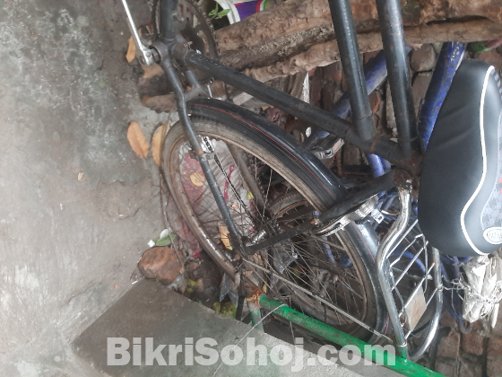 আর্জেন্ট টাকর দরকার