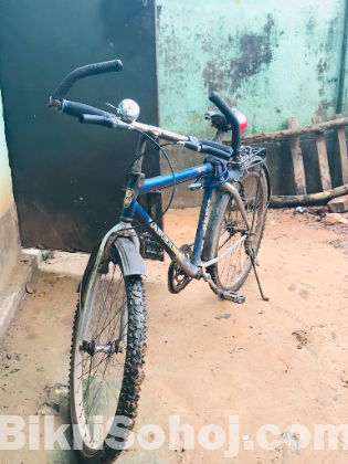 হিরো রেঞ্জারম্যাক্স সাইকেল