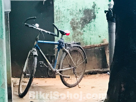হিরো রেঞ্জারম্যাক্স সাইকেল