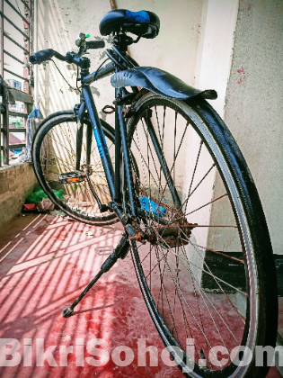 ভালো মানের একটি বাইসাইকেল বিক্রয় হবে