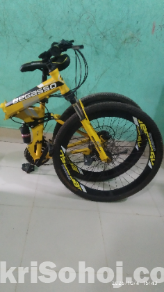 Folding cycle