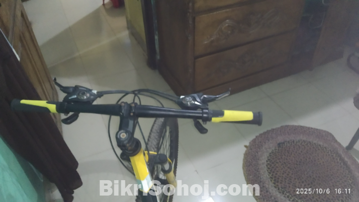 Folding cycle