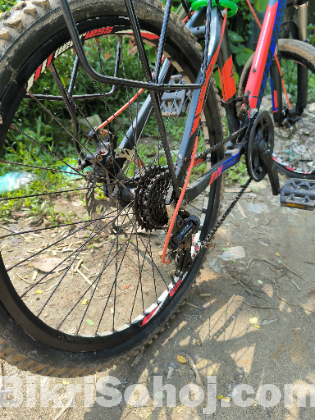 24 size aluminium cycle. almost new