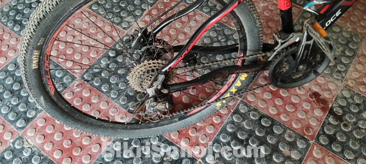 Veloce legacy red and black