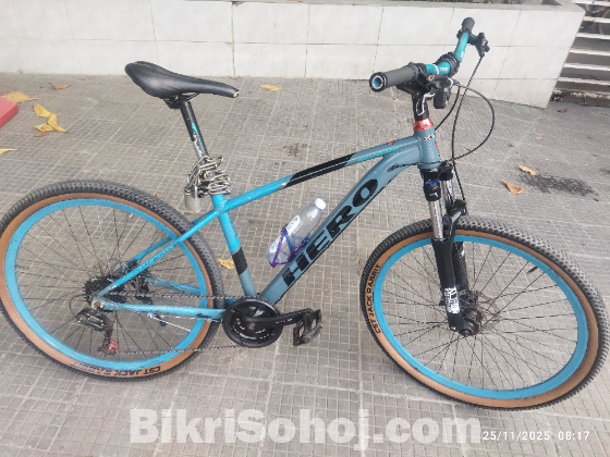 সাইকেলটি বিক্রি হবে