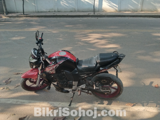 Yamaha FZS V1