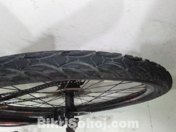 আড়াই মাস ইউজ Veloce seventy one সাইকেল টি বিক্রি হবে