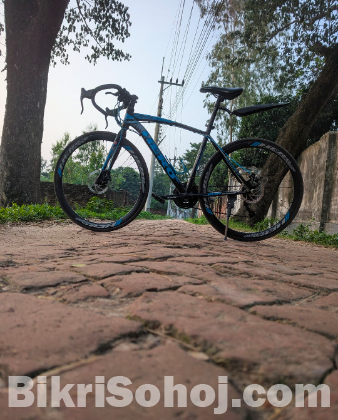 hero road bike ( racing cycle)