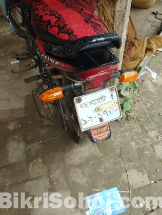 bajaj Platina