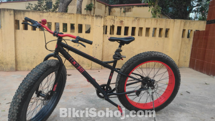 Magna fat bike