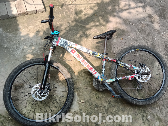 Stunt cycle up for sell