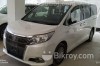 Toyota Noah Esquire Hybrid pearl 2015