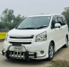 Toyota Si Noah Sanroof & Monroof 2009